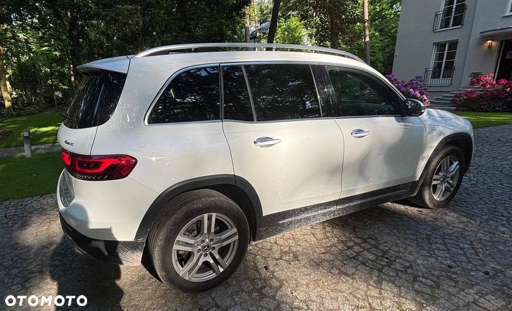 Mercedes-Benz GLB 250 4-Matic 8G-DCT - 13
