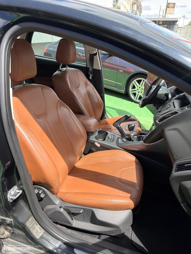 Ford Focus SW 1.0 EcoBoost S&S TITANIUM - 15