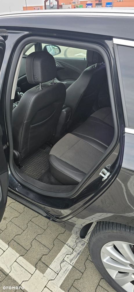 Opel Astra 2.0 CDTI Sport - 11