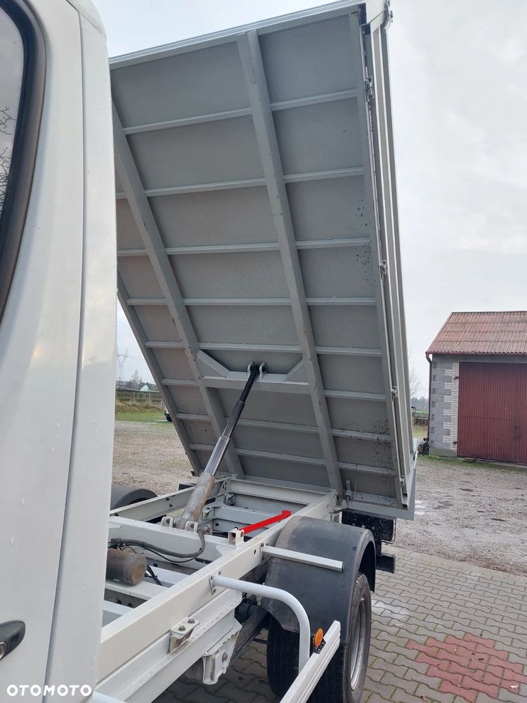 Mercedes-Benz Sprinter - 7