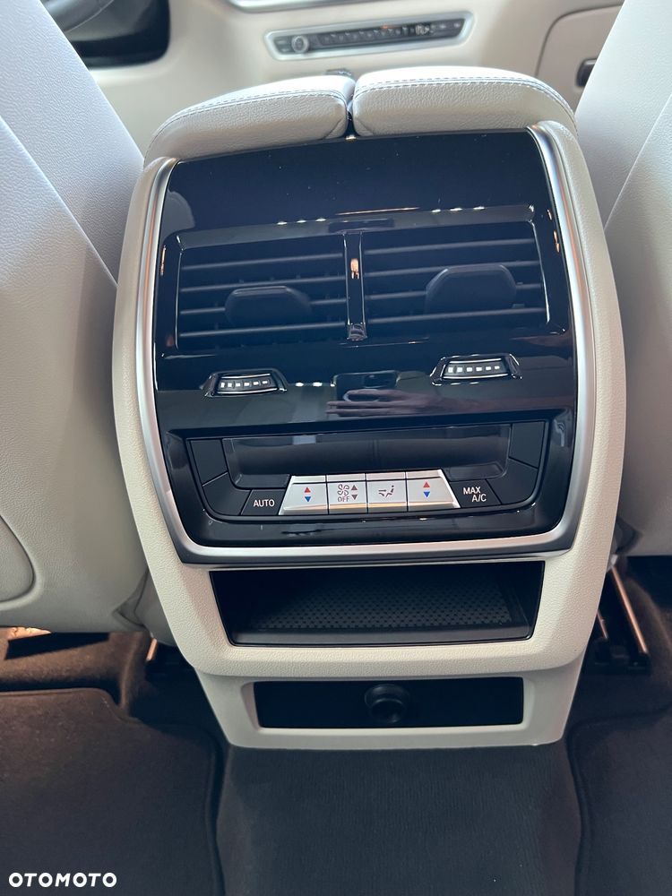 BMW X6 xDrive30d - 14
