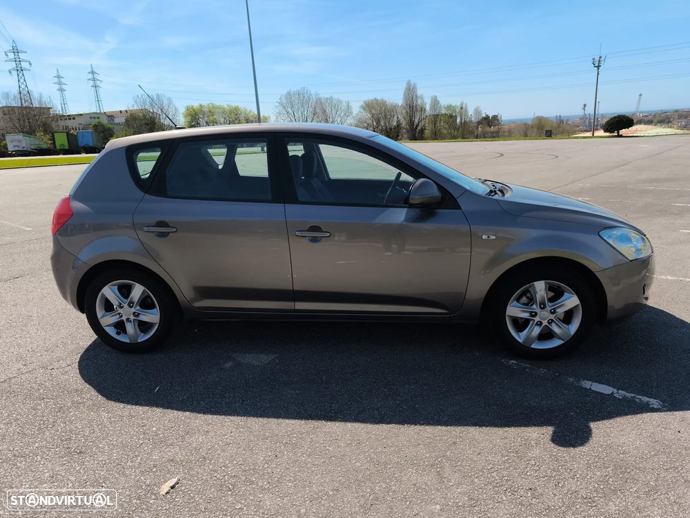 Kia Ceed 1.4 CVVT EX ISG - 55