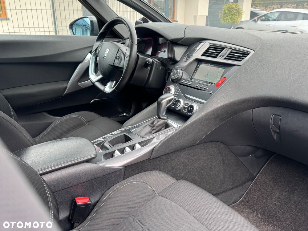 DS Automobiles DS 5 - 30