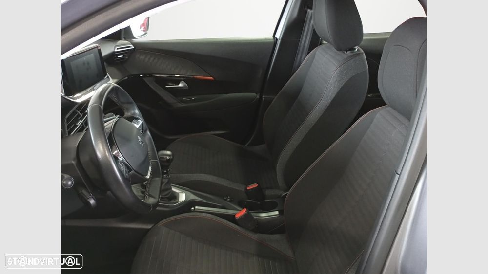 Peugeot 2008 1.2 PureTech Active - 15