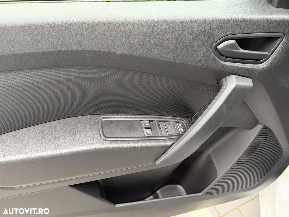 Renault Kangoo E-Tech - 9