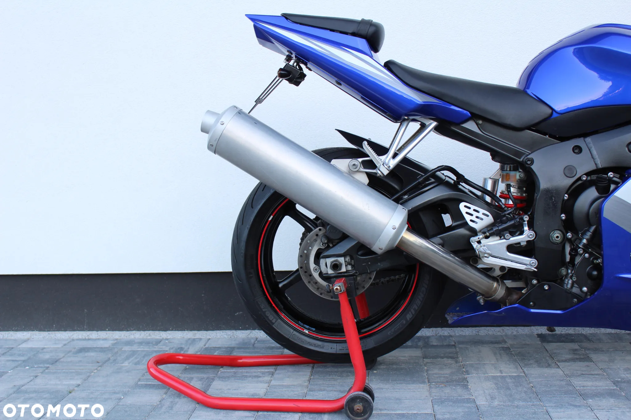 Yamaha R6 - 10