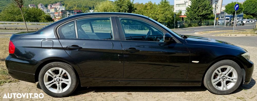 BMW Seria 3 - 16
