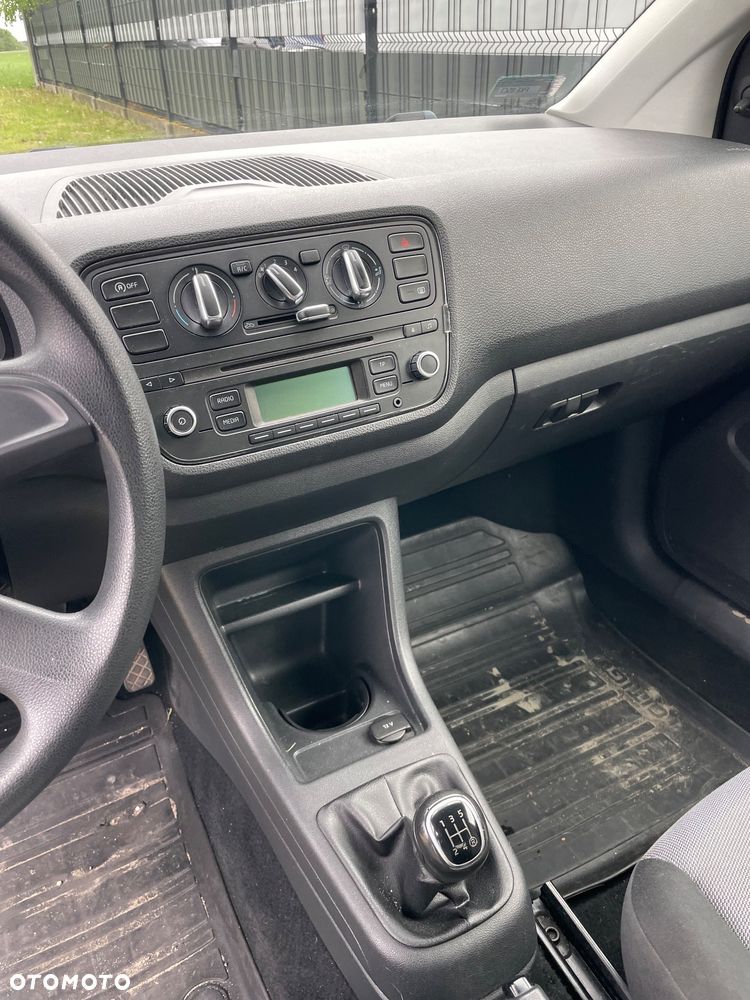 Volkswagen up! club - 5
