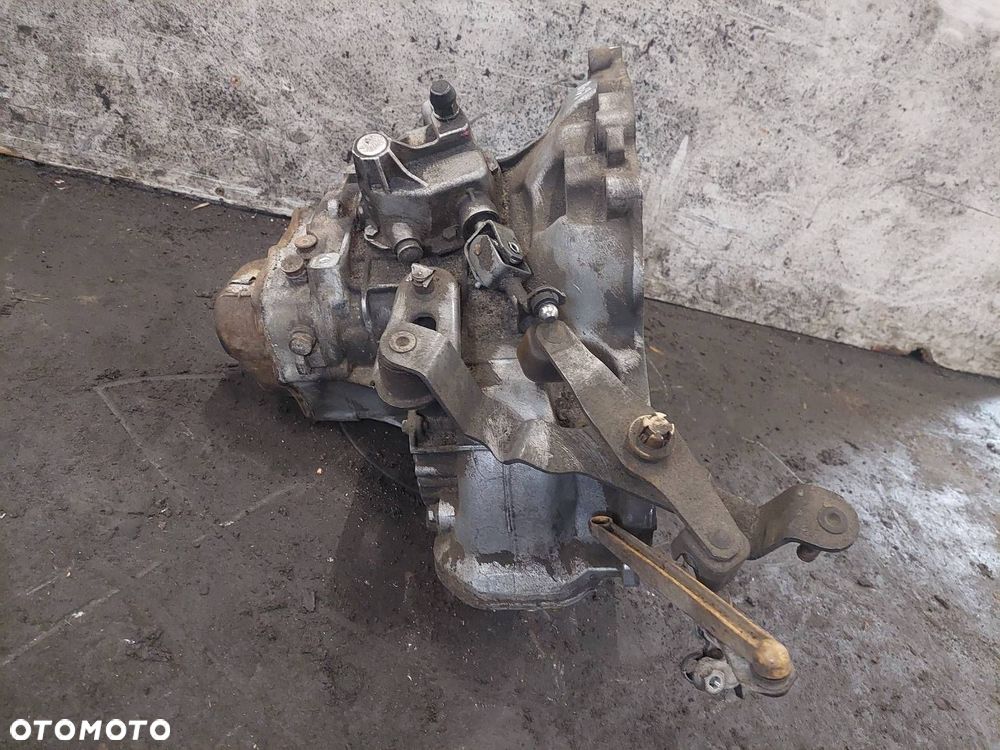 SKRZYNIA BIEGÓW OPEL CORSA D 1.3 CDTI F17W374 F17 W374 - 4