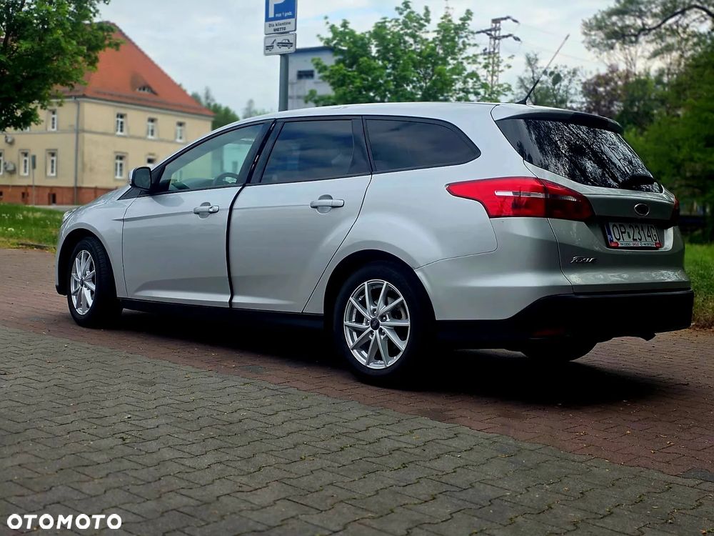 Ford Focus 1.6 Trend Sport - 9