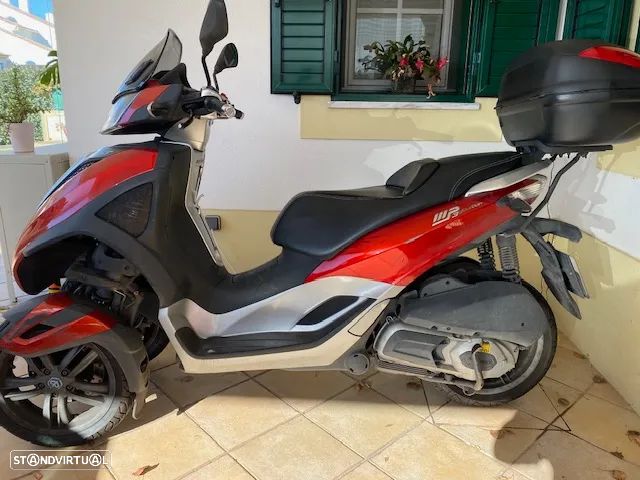 Piaggio MP3 yourban carta de carro 300cc - 1