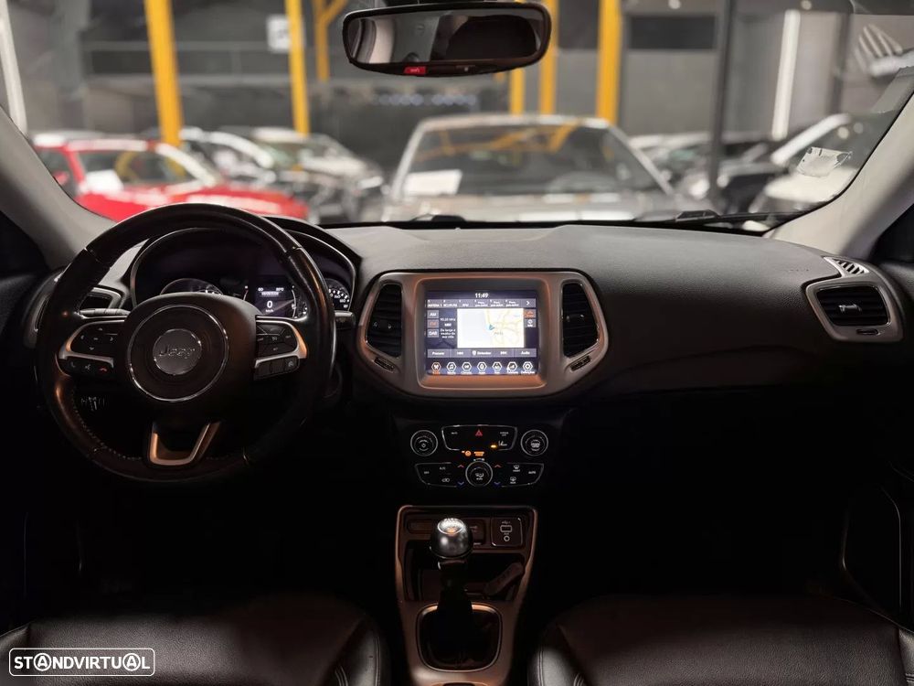Jeep Compass 1.3 T Longitude - 16