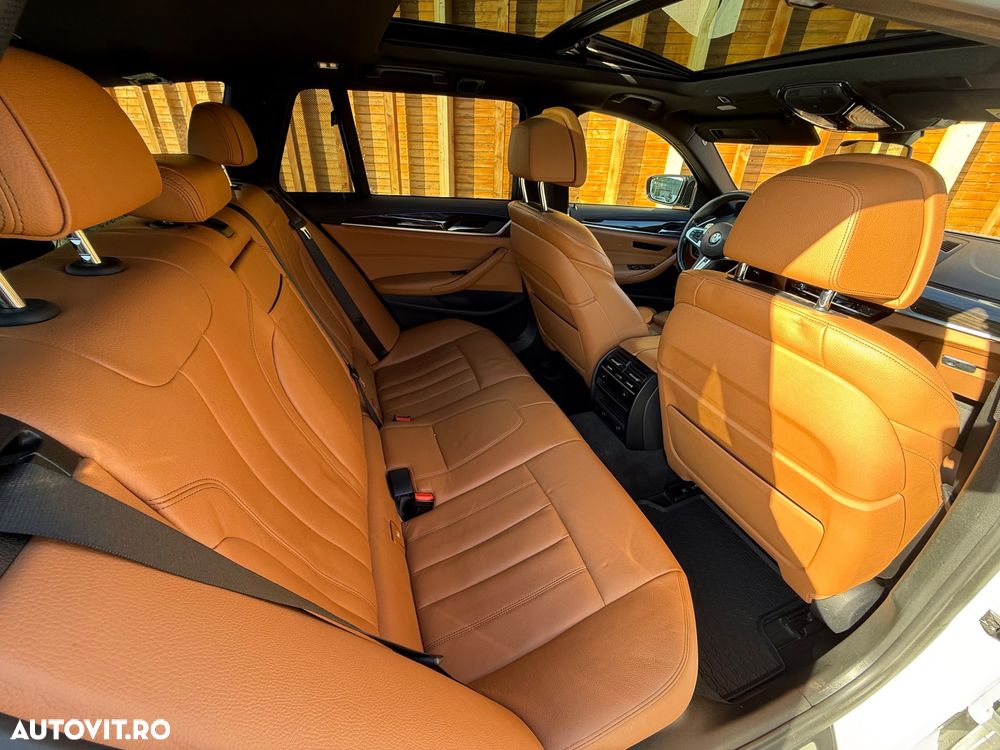 BMW Seria 5 530d xDrive AT - 22