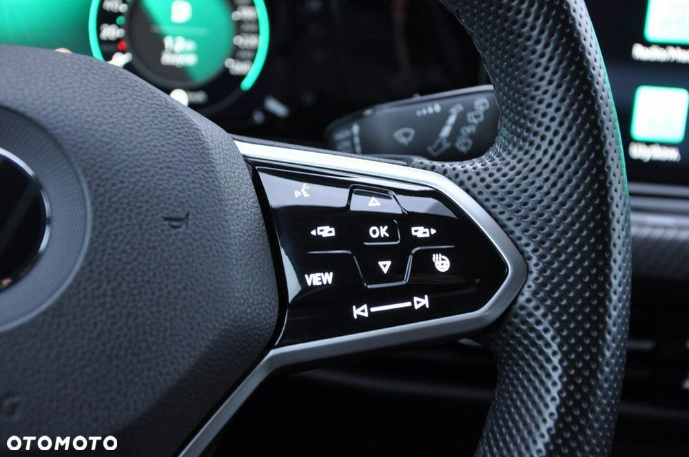 Volkswagen Golf - 19