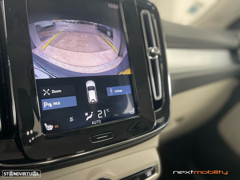 Volvo XC 40 2.0 D3 Momentum Plus - 17