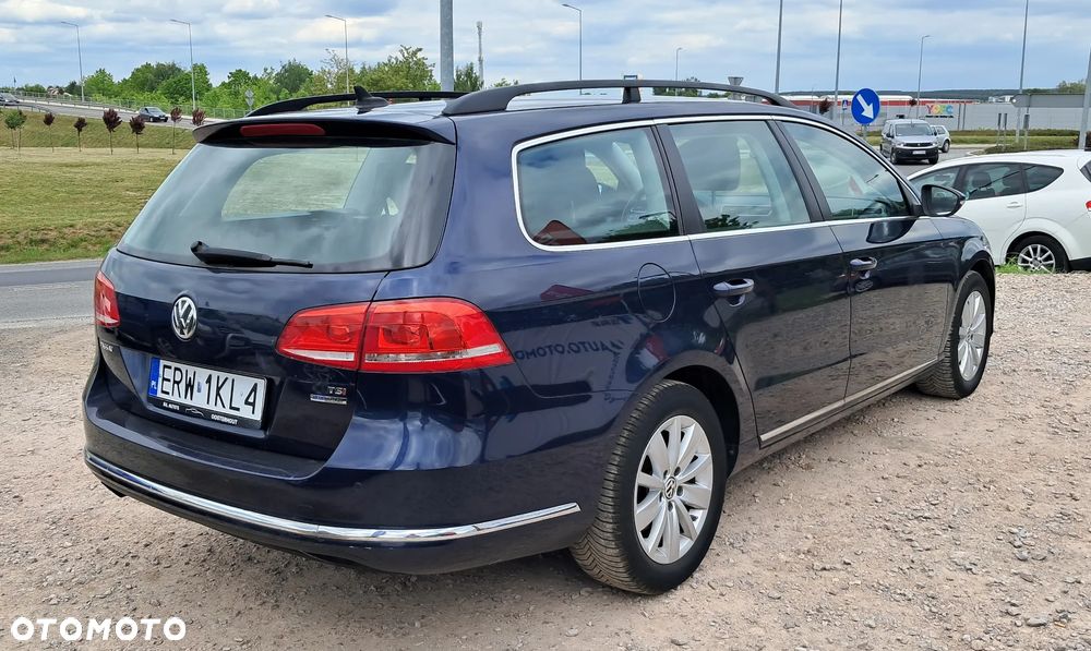 Volkswagen Passat Variant 1.4 TSI DSG BlueMotion Technology Business Edition - 4
