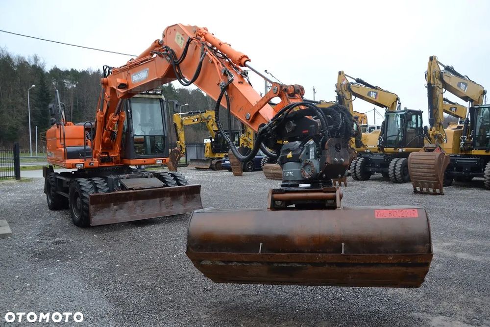 Doosan DX 140 W - 16