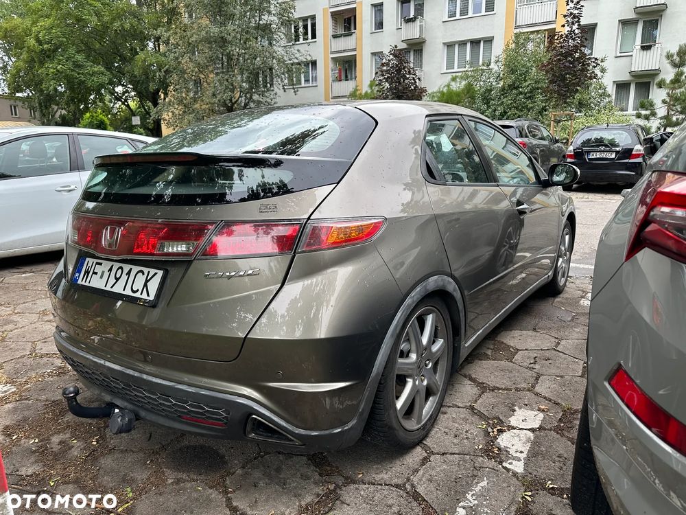 Honda Civic 1.8 Sport - 6