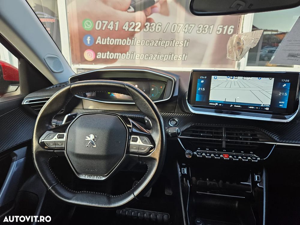 Peugeot 2008 1.5 BlueHDI EAT8 STT Allure Pack - 30