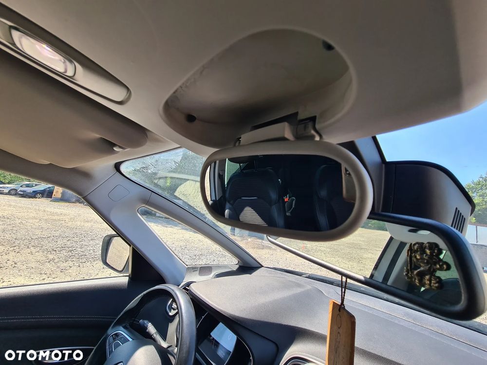 Renault Scenic BLUE dCi 120 EDC LIMITED - 39