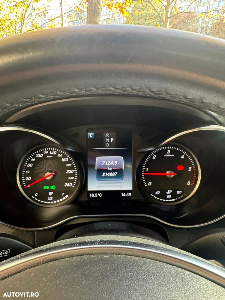 Mercedes-Benz GLC 250 d 4Matic 9G-TRONIC AMG Line - 34