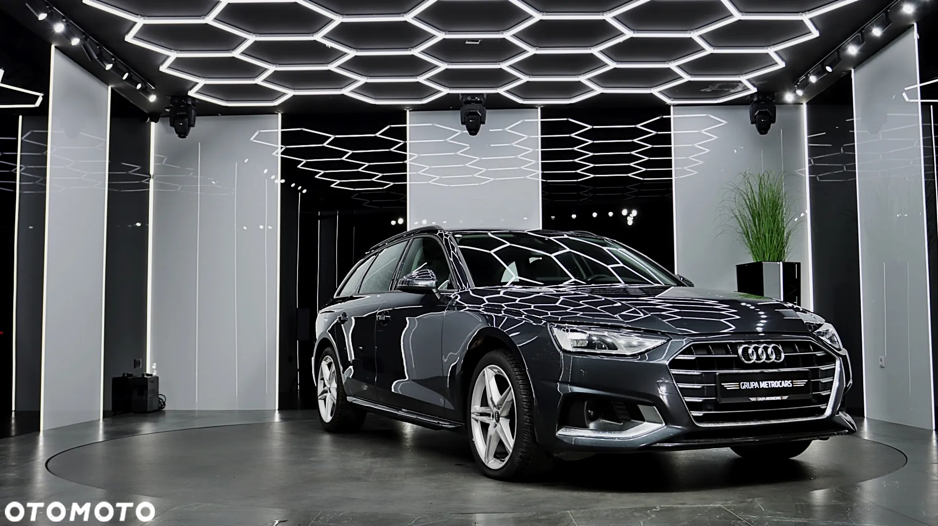 Audi A4 Avant 35 TDI S tronic advanced - 12
