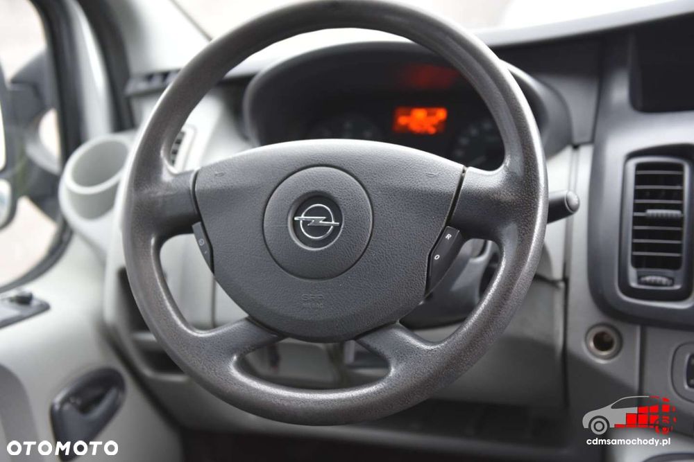 Opel Vivaro - 22