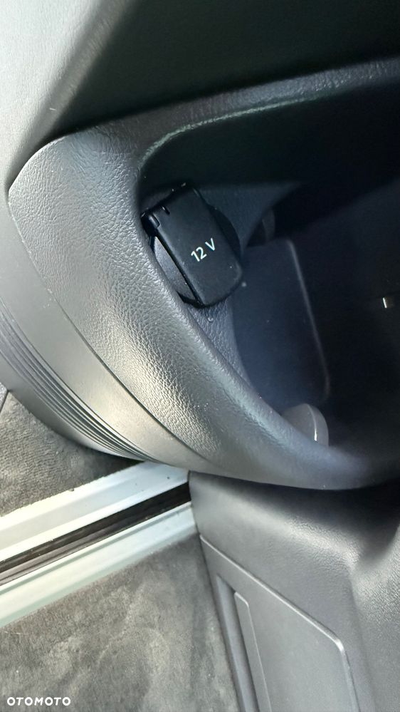 Volkswagen Multivan - 26