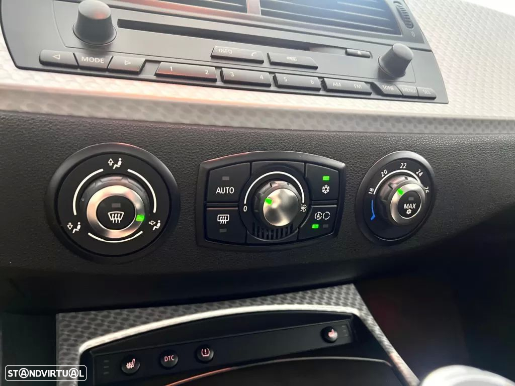 BMW Z4 3.0 Si - 27