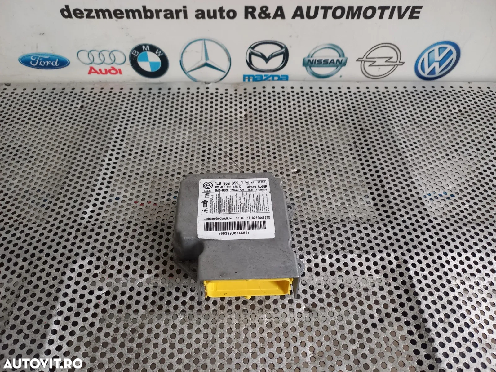 Calculator Modul Airbag Audi Q7 4L An 2005-2006-2007-2008-2009 Cod 4LC - Dezmembrari Arad - 3