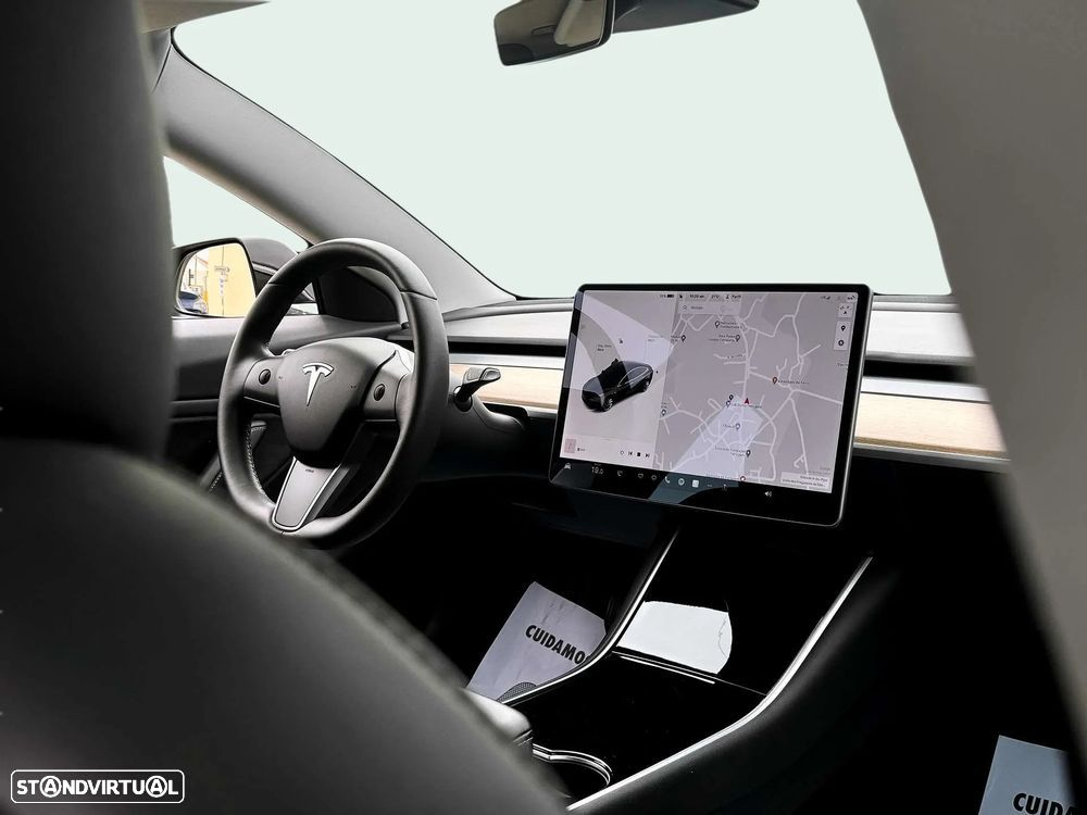 Tesla Model 3 Standard Range Plus RWD - 11