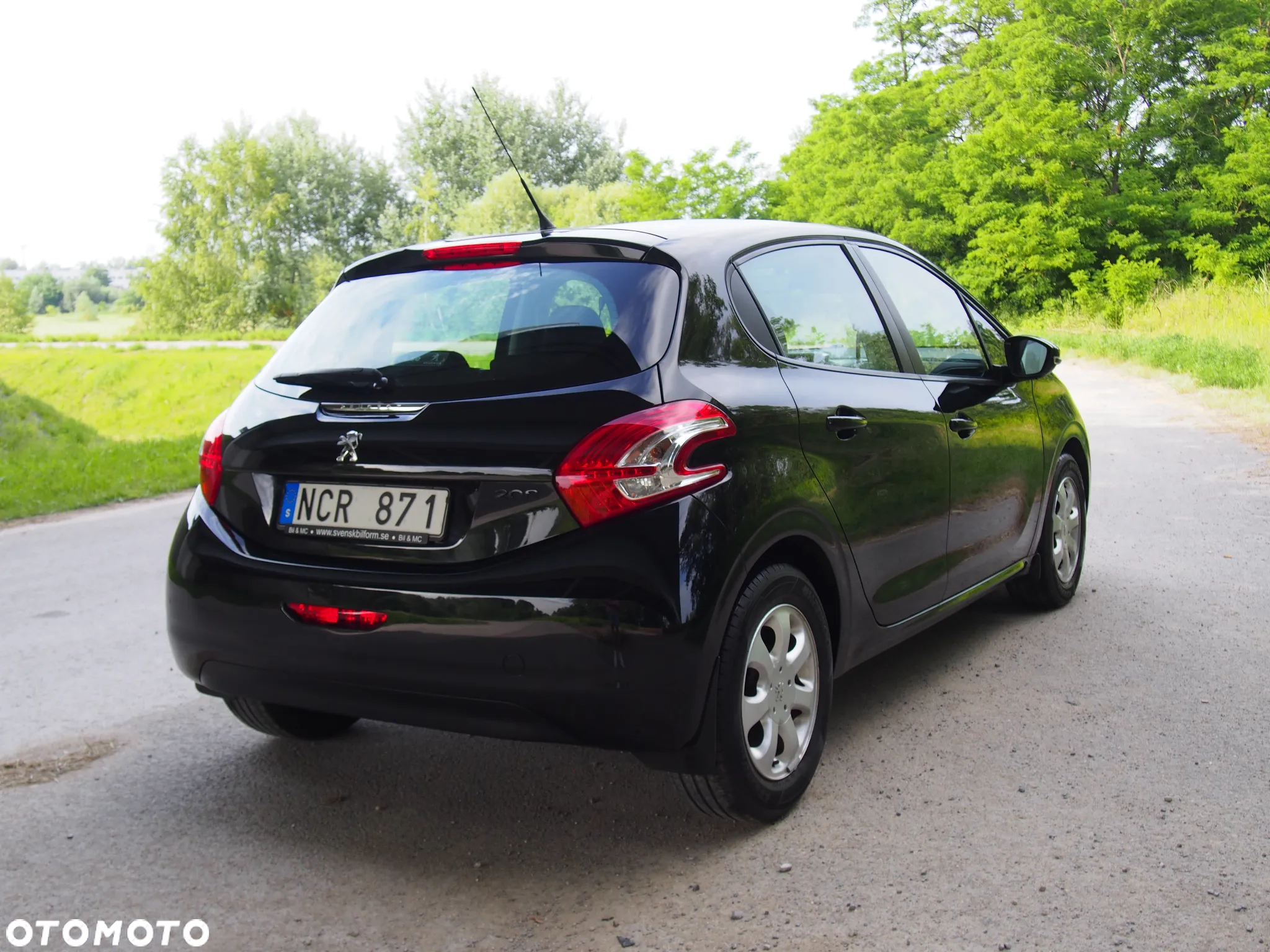 Peugeot 208 1.2 VTi Active Pack - 16
