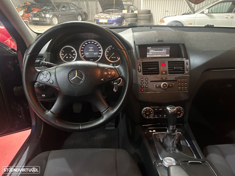Mercedes-Benz C 180 - 9