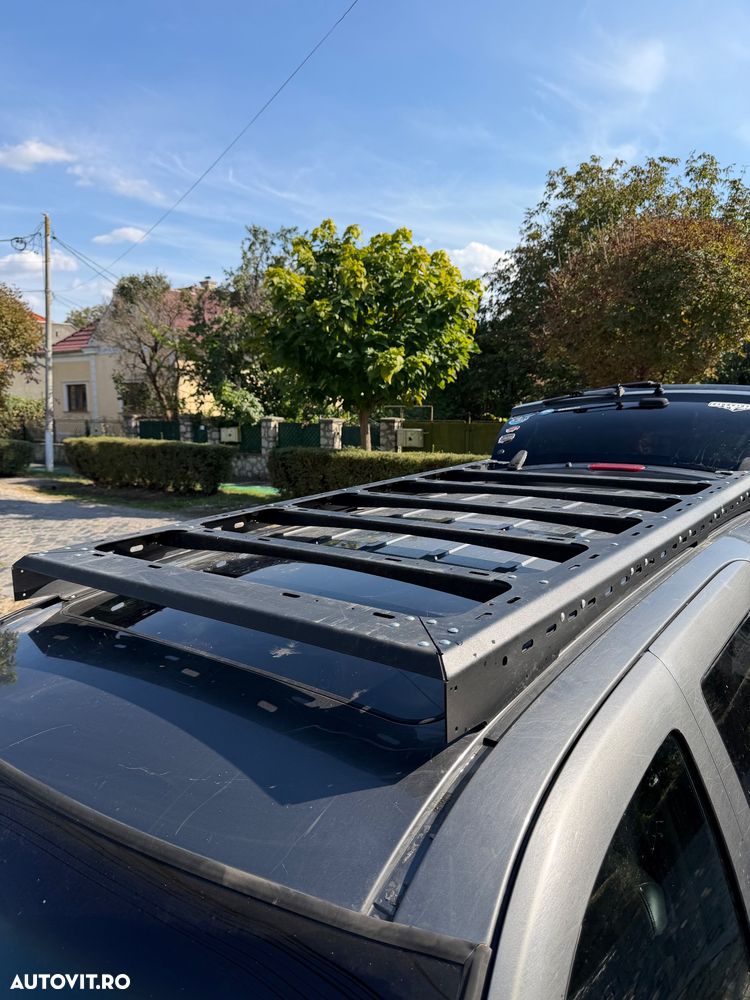 Jeep Grand Cherokee - 13