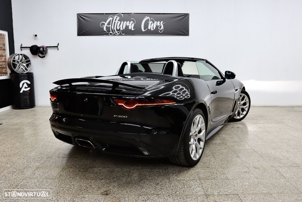 Jaguar F-Type P300 Aut. R-Dynamic Black - 33