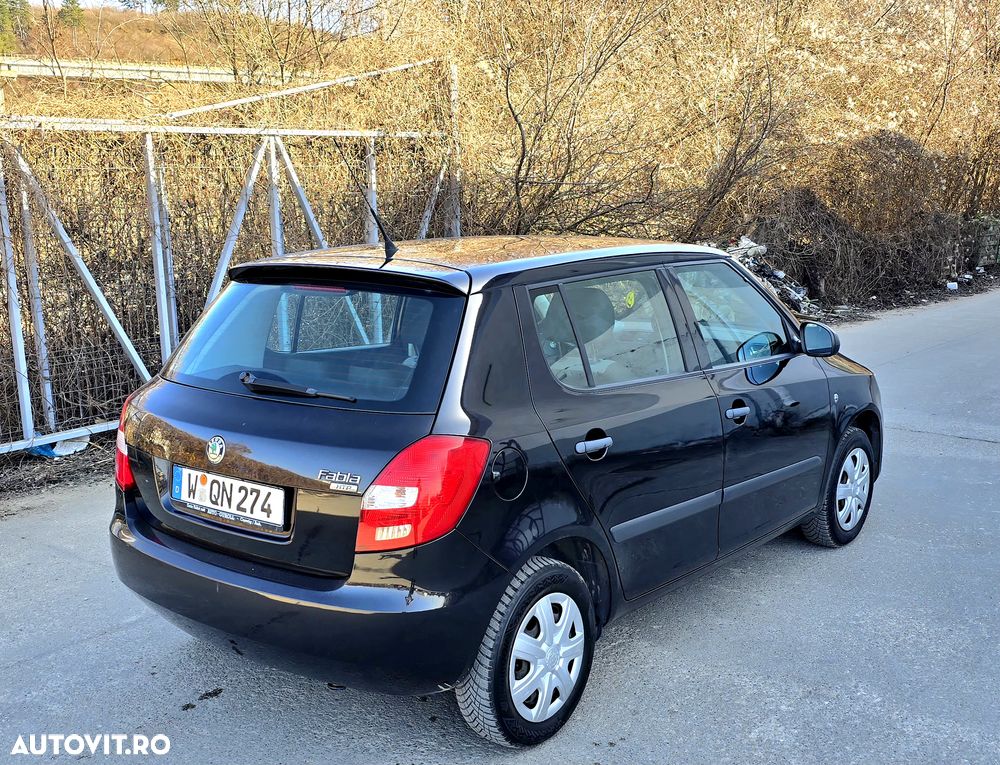 Skoda Fabia - 8