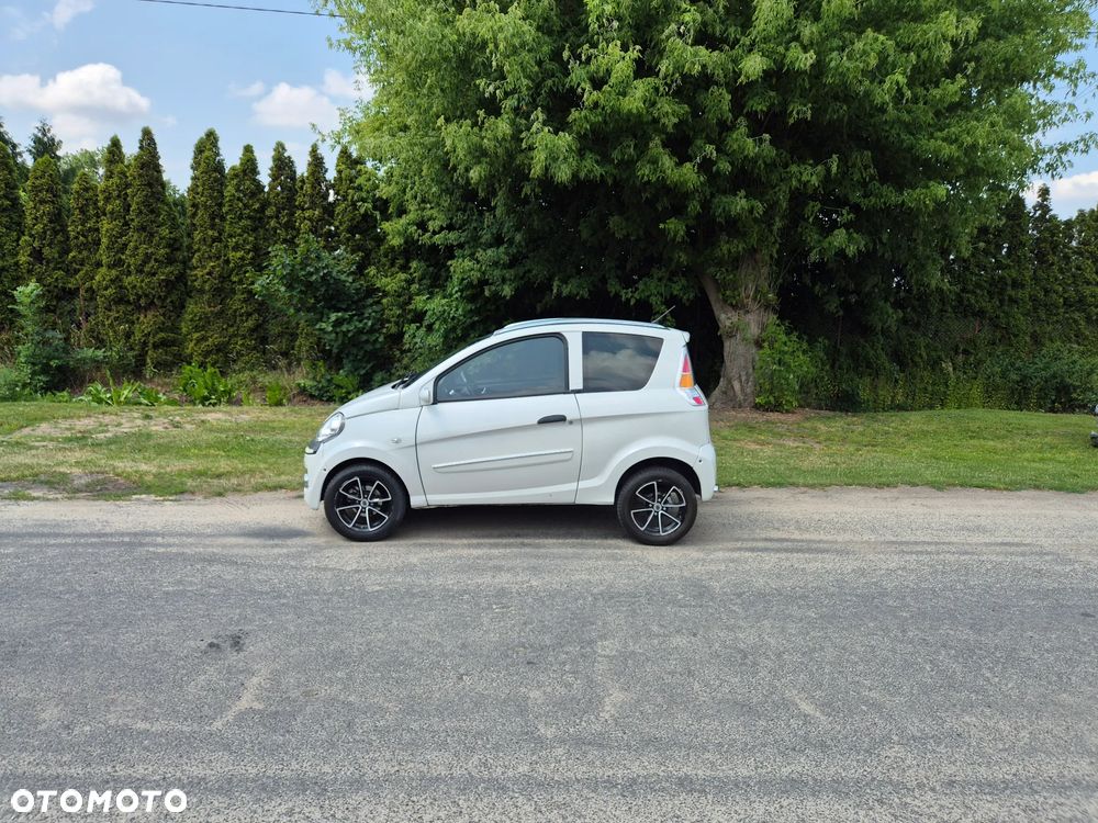 Microcar M.GO - 10