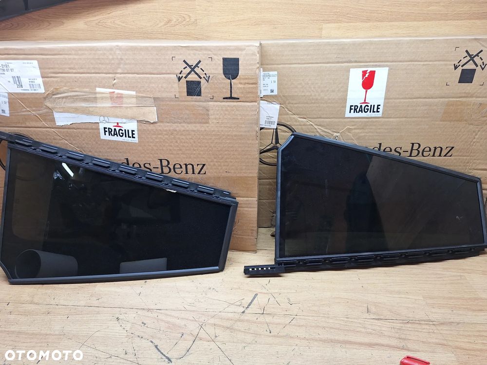 Szyba boczna prawa lewa mercedes GLS w167