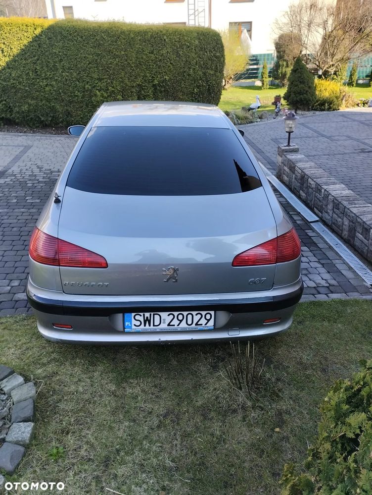Peugeot 607 - 2