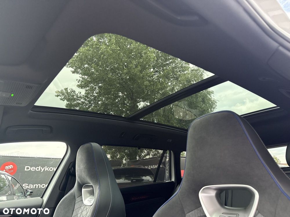 Volkswagen Passat Variant 2.0 TDI SCR 4Mot R-Line DSG - 33