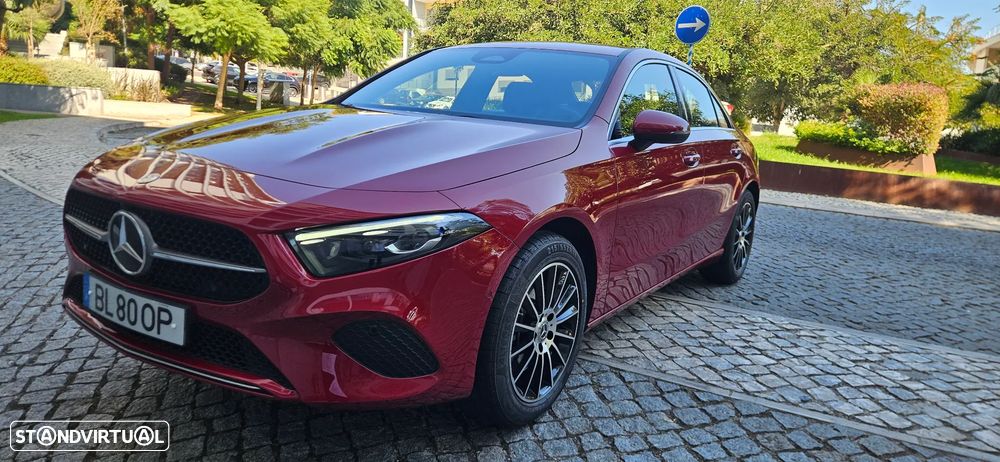 Mercedes-Benz A 250 Limousine e 8G-DCT Entry - 13