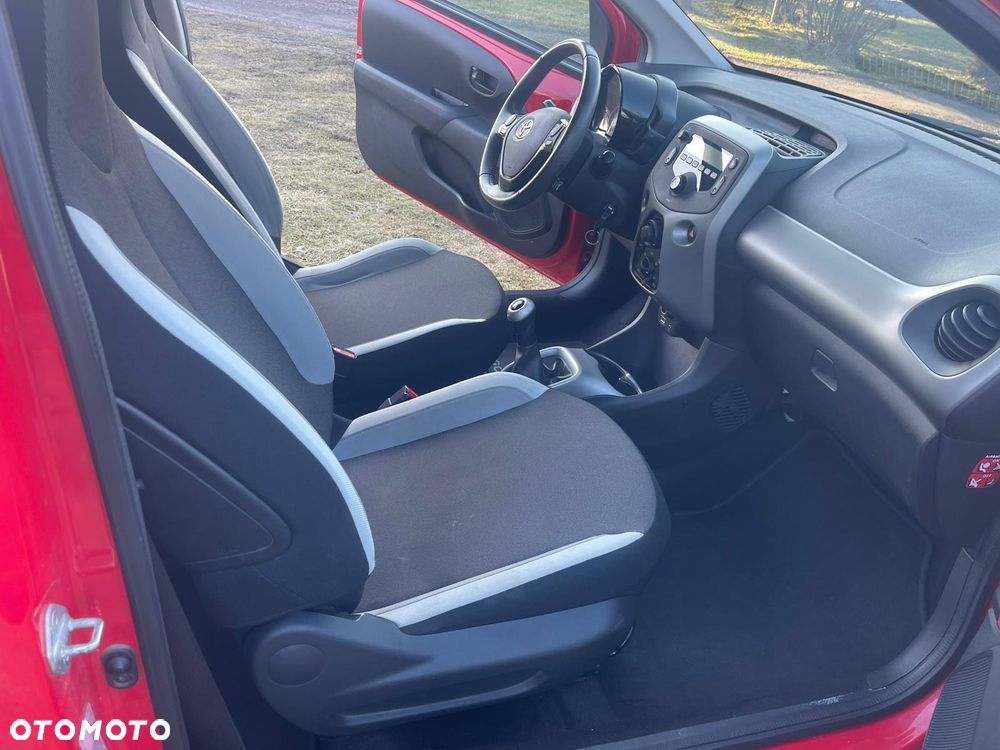 Toyota Aygo x-style - 13