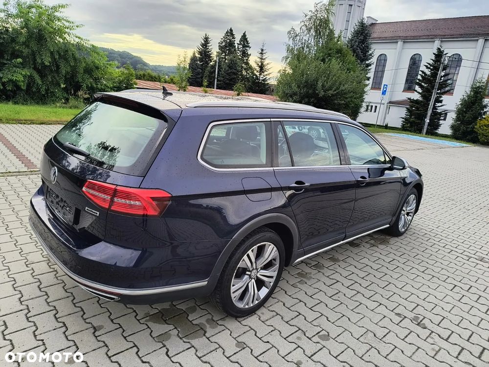 Volkswagen Passat - 21