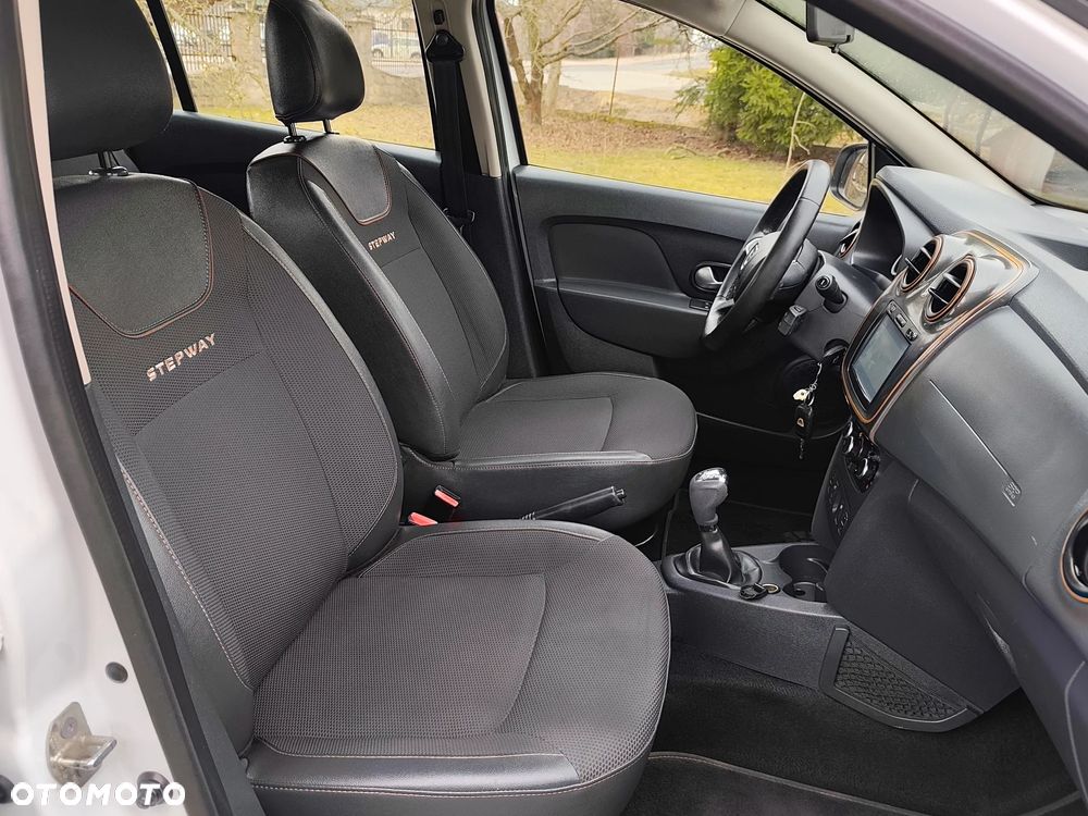 Dacia Sandero Stepway dCi 90 S&S Easy-R Celebration - 21