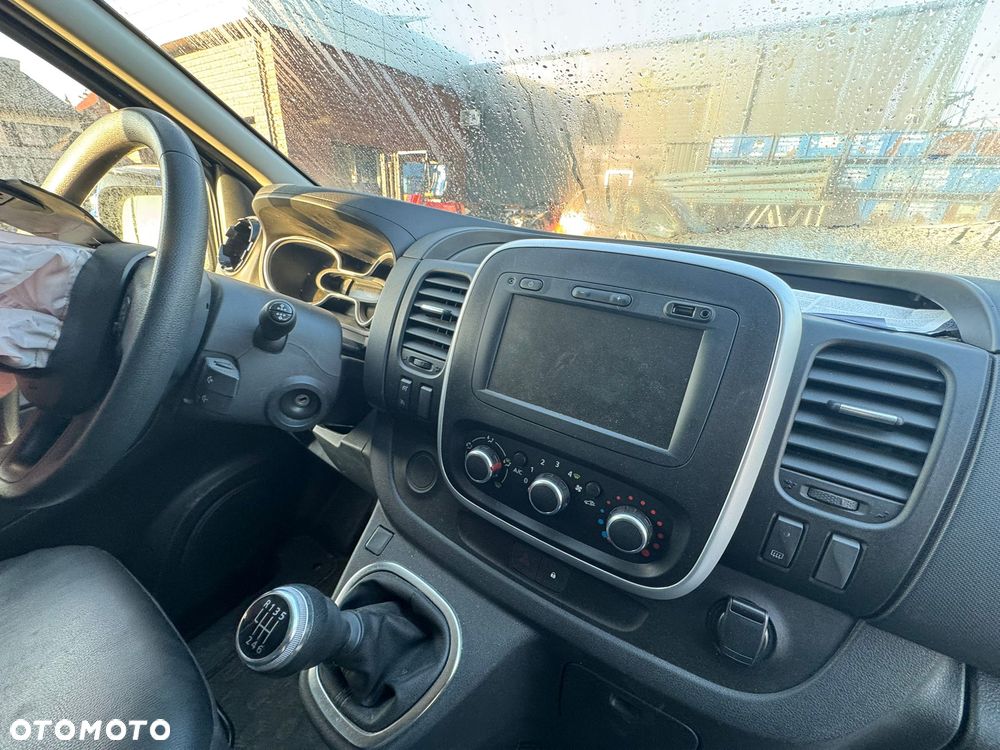 Renault Trafic 2.0 DCI Klimatyzacja! Mały przebieg! - 14
