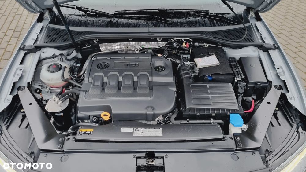 Volkswagen Passat 2.0 TDI BMT Highline DSG - 14