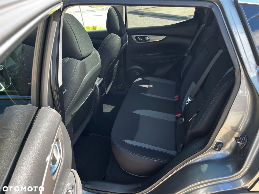 Nissan Qashqai 1.6 Tekna - 27
