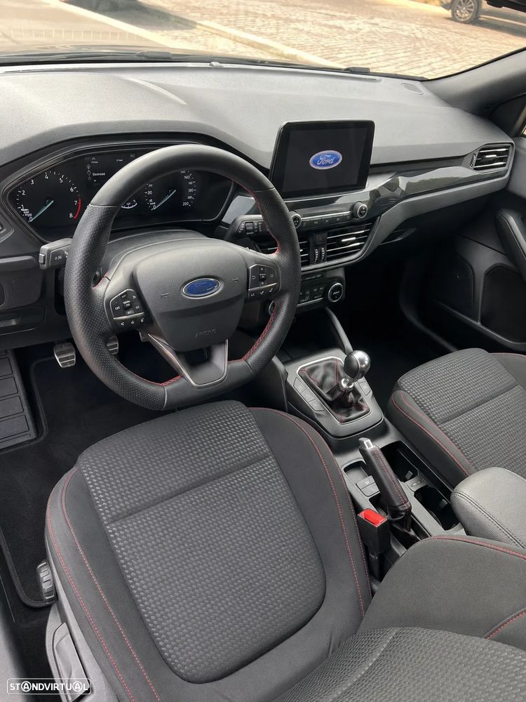 Ford Fiesta 1.0 EcoBoost MHEV ST-Line - 6