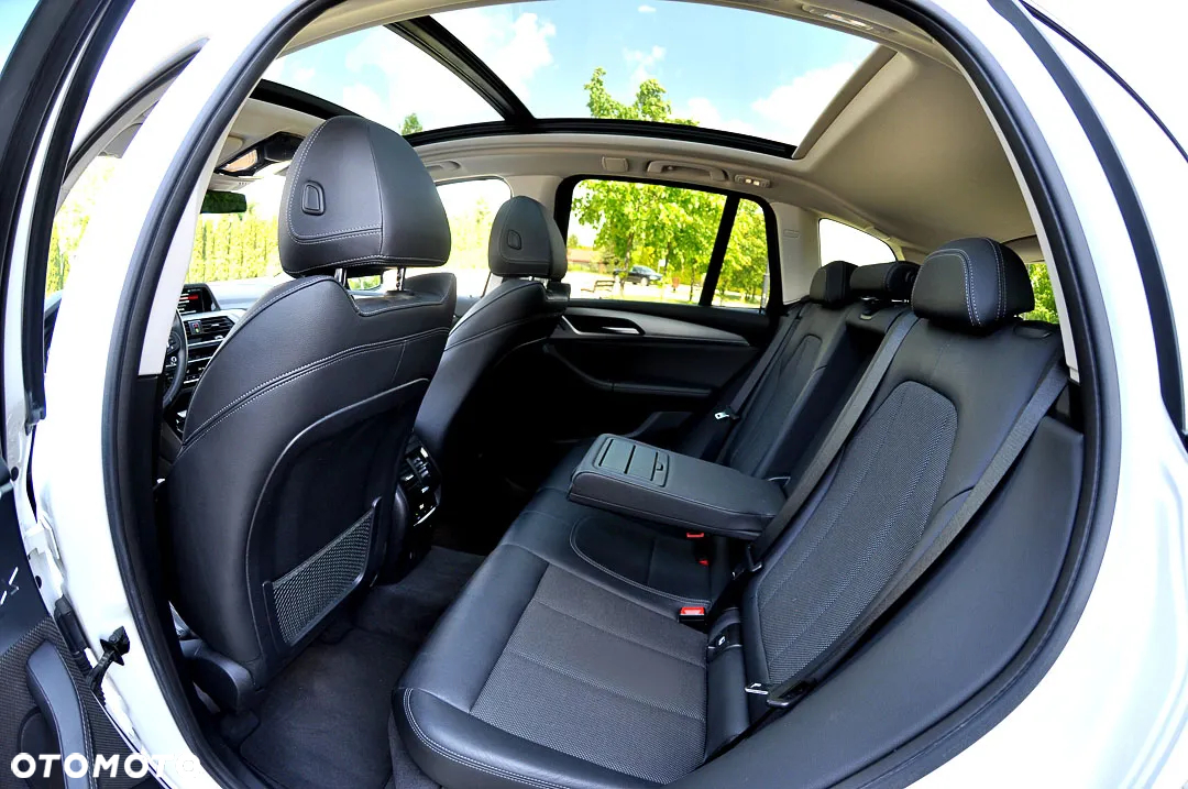 BMW X3 xDrive20d xLine - 16