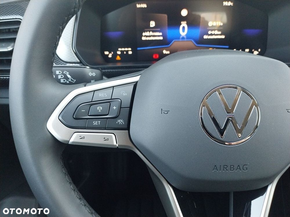 Volkswagen T-Cross - 12